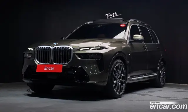 BMW X7 2023 3.0 автомат (гидро), миниатюра 1