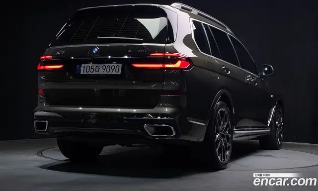 BMW X7 2023 3.0 автомат (гидро), миниатюра 2