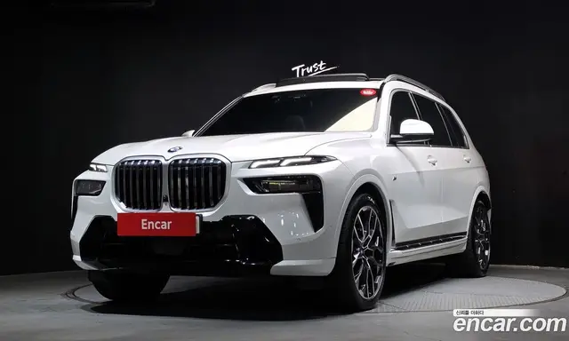 BMW X7 2023 3.0 автомат (гидро), миниатюра 1