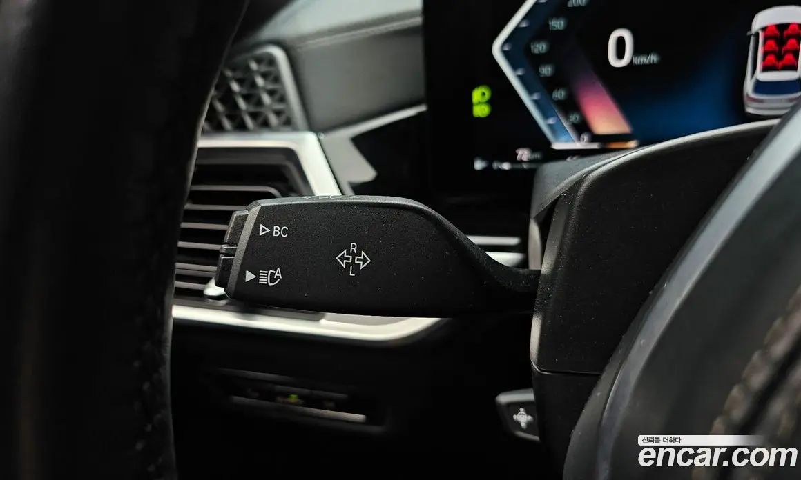 BMW X7 2023 3.0 автомат (гидро), фото 27