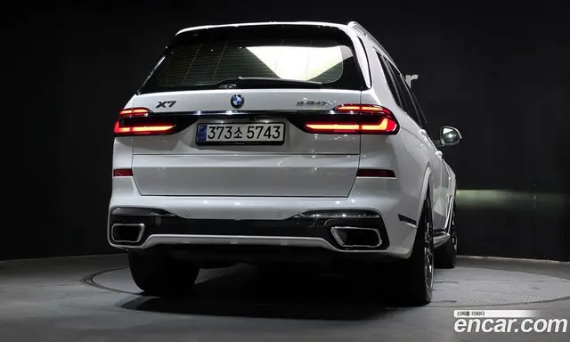 BMW X7 2023 3.0 автомат (гидро), миниатюра 4