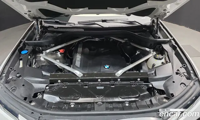 BMW X7 2023 3.0 автомат (гидро), миниатюра 6