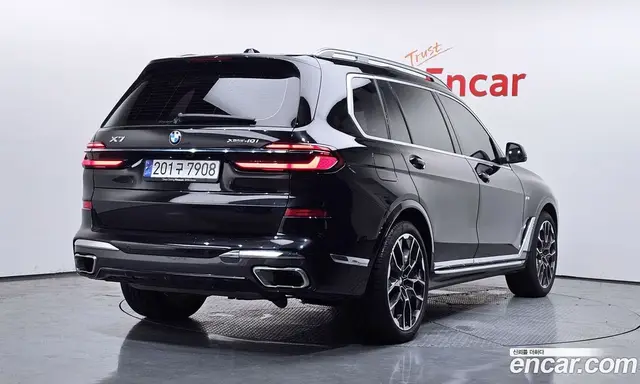 BMW X7 2024 3.0 автомат (гидро), миниатюра 2