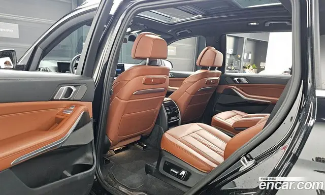 BMW X7 2024 3.0 автомат (гидро), миниатюра 11