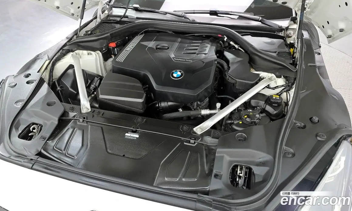BMW Z4 2022 2.0 автомат (гидро), фото 6