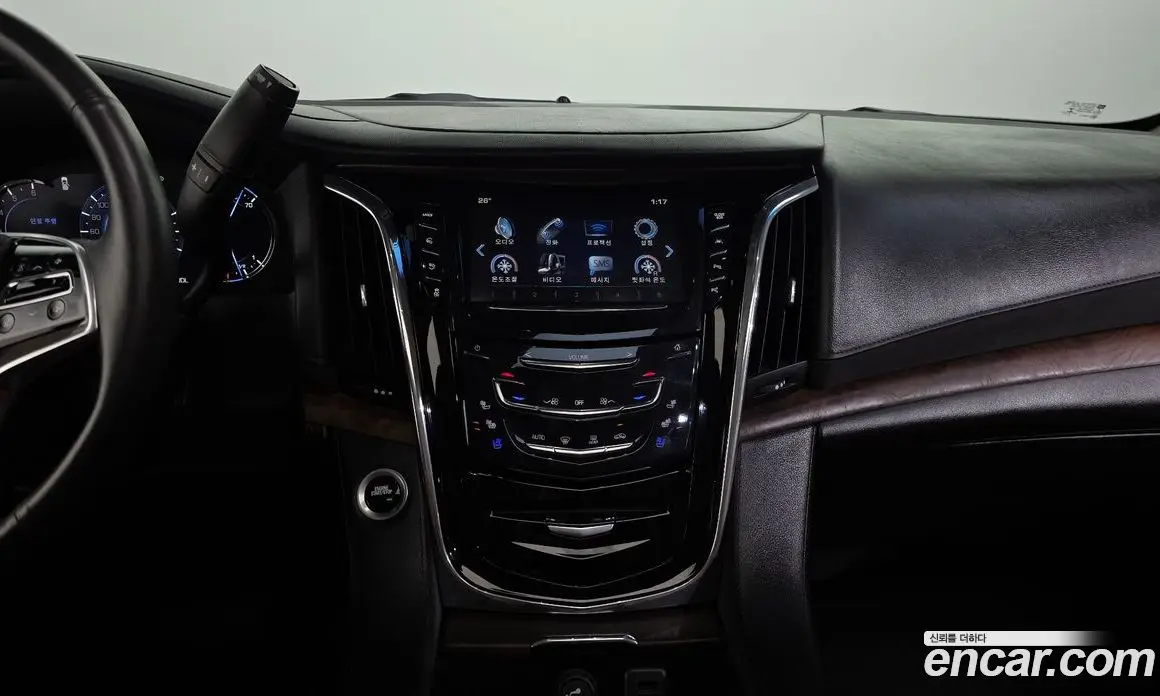 Cadillac Escalade 2018 6.2 автомат (гидро), фото 20 Cadillac Escalade 2018 6.2 автомат (гидро), фото 20