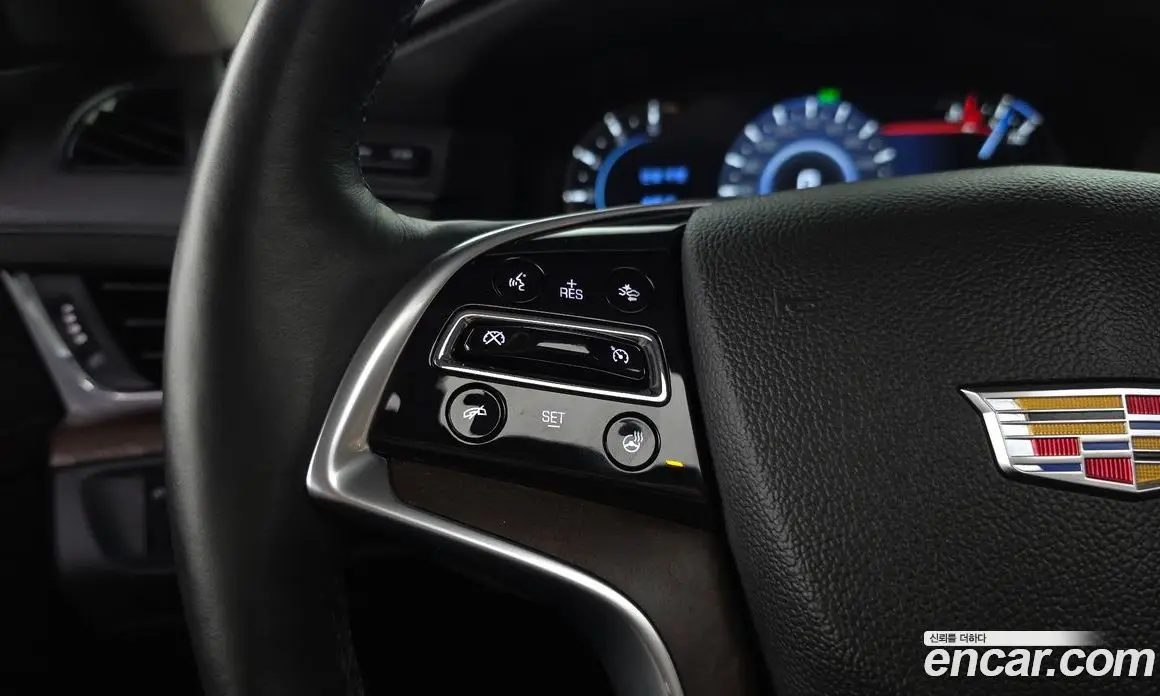 Cadillac Escalade 2018 6.2 автомат (гидро), фото 28 Cadillac Escalade 2018 6.2 автомат (гидро), фото 28