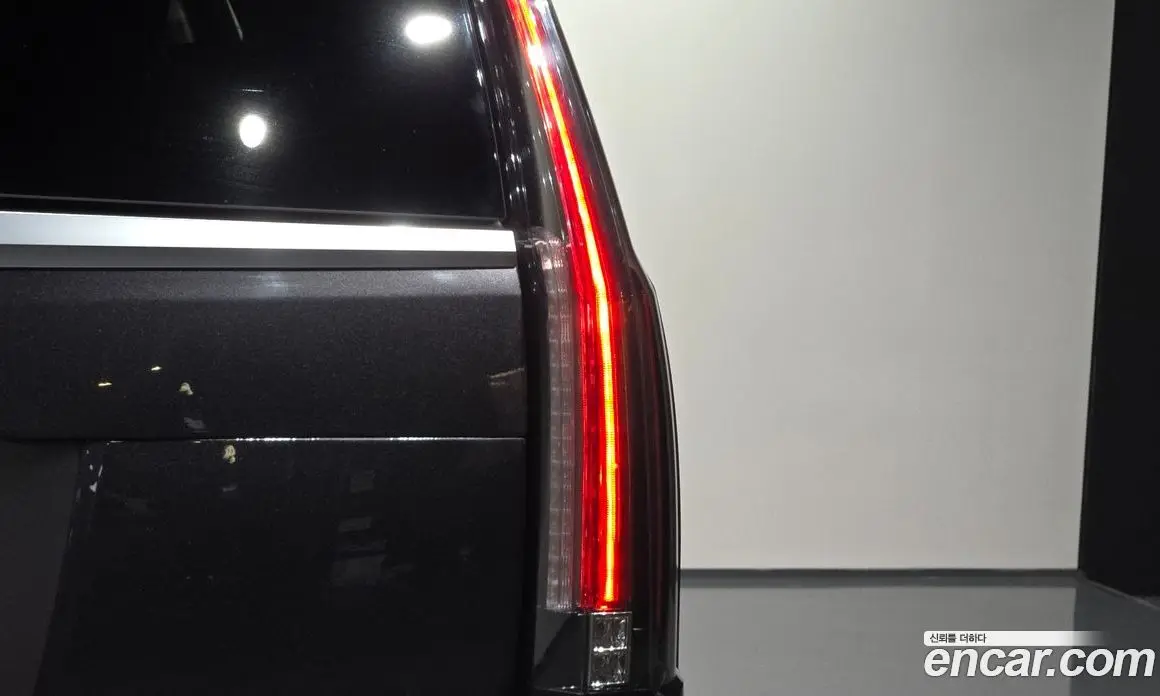 Cadillac Escalade 2018 6.2 автомат (гидро), фото 9 Cadillac Escalade 2018 6.2 автомат (гидро), фото 9