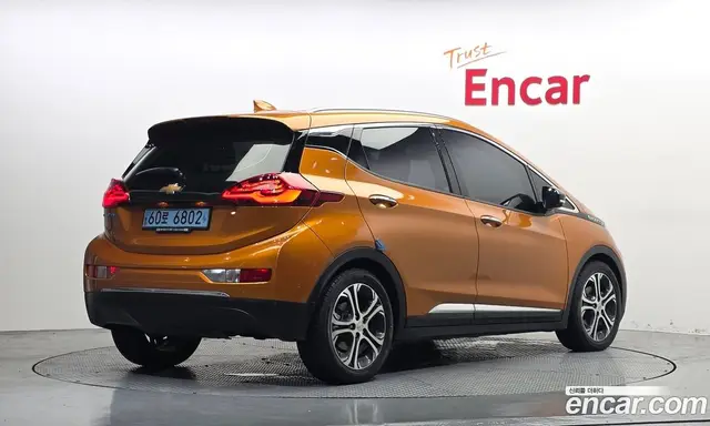 Chevrolet Bolt EV 2018 0.2 автомат (гидро), миниатюра 2 Chevrolet Bolt EV 2018 0.2 автомат (гидро), миниатюра 2