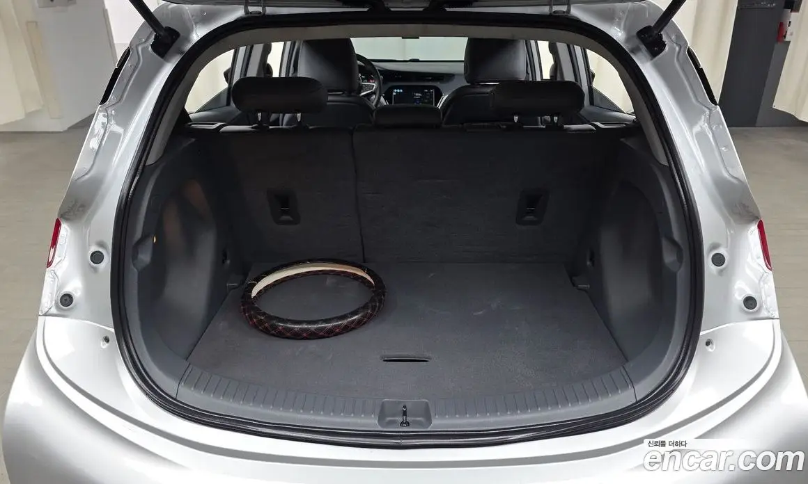 Chevrolet Bolt EV 2019 0.2 автомат (гидро), фото 25 Chevrolet Bolt EV 2019 0.2 автомат (гидро), фото 25
