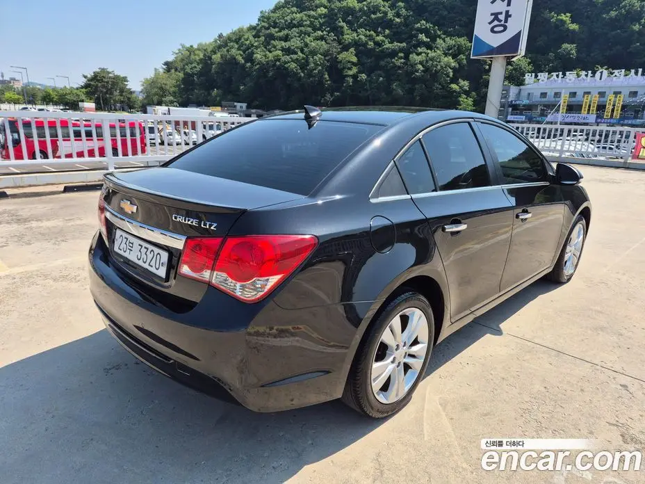 Chevrolet Cruze 2014 1.8 автомат (гидро), фото 4