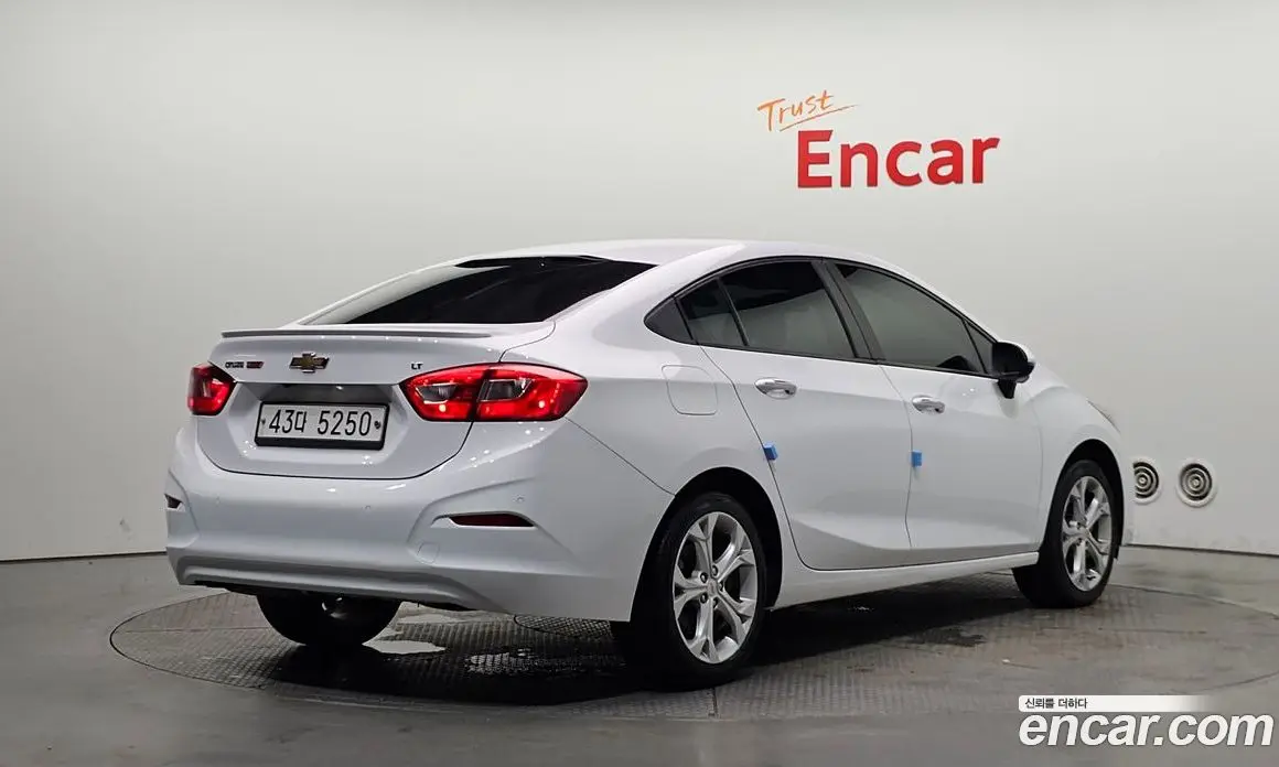 Chevrolet Cruze 2017 1.4 автомат (гидро), фото 2 Chevrolet Cruze 2017 1.4 автомат (гидро), фото 2