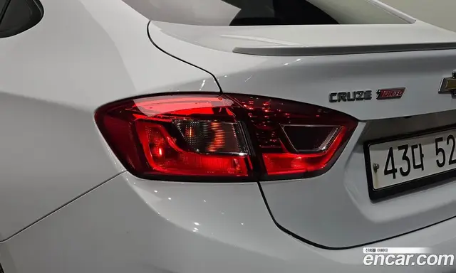 Chevrolet Cruze 2017 1.4 автомат (гидро), миниатюра 9 Chevrolet Cruze 2017 1.4 автомат (гидро), миниатюра 9