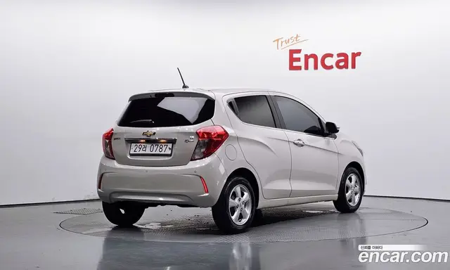 Chevrolet Spark 2015 1.0 автомат (гидро), миниатюра 2 Chevrolet Spark 2015 1.0 автомат (гидро), миниатюра 2