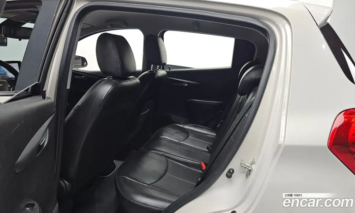 Chevrolet Spark 2015 1.0 автомат (гидро), фото 12 Chevrolet Spark 2015 1.0 автомат (гидро), фото 12