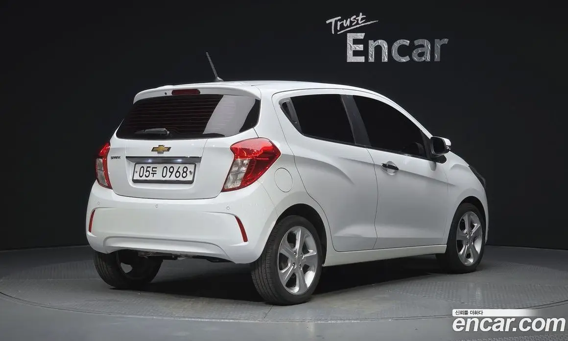 Chevrolet Spark 2015 1.0 автомат (гидро), фото 2 Chevrolet Spark 2015 1.0 автомат (гидро), фото 2