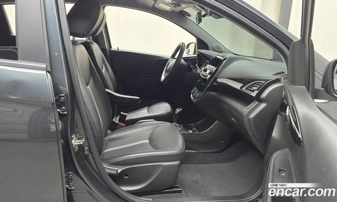 Chevrolet Spark 2018 1.0 автомат (гидро), фото 16 Chevrolet Spark 2018 1.0 автомат (гидро), фото 16