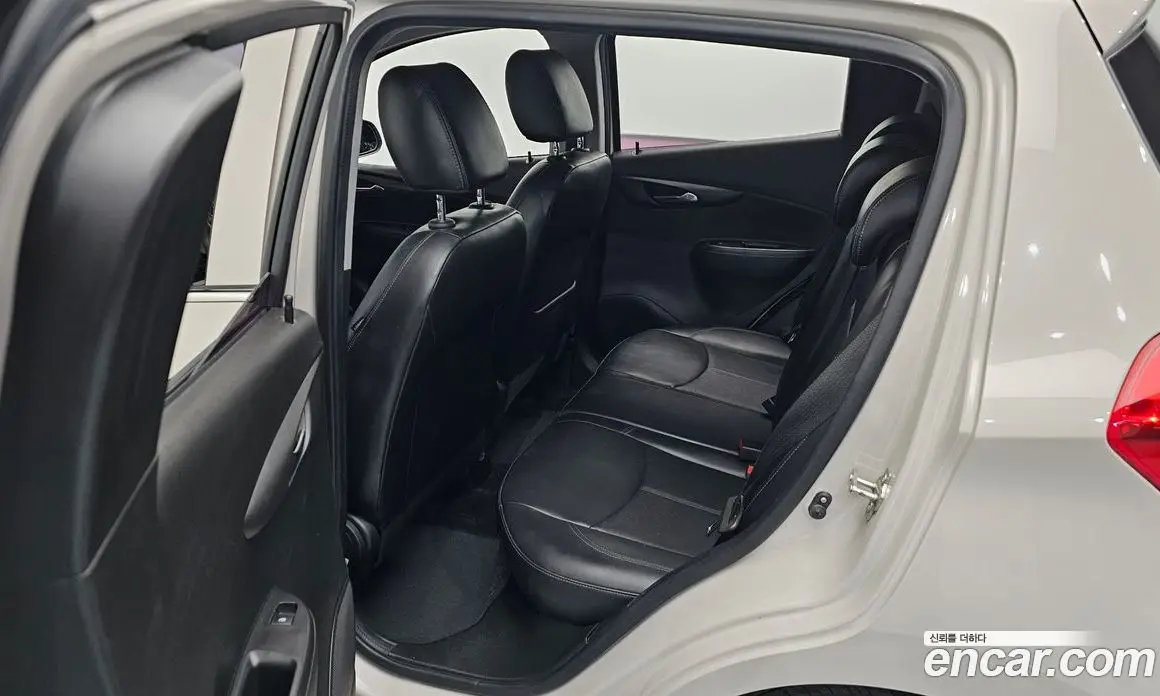 Chevrolet Spark 2018 1.0 автомат (гидро), фото 12 Chevrolet Spark 2018 1.0 автомат (гидро), фото 12