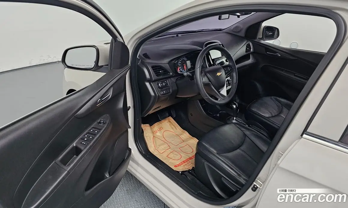 Chevrolet Spark 2018 1.0 автомат (гидро), фото 10 Chevrolet Spark 2018 1.0 автомат (гидро), фото 10