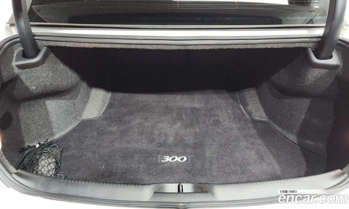 Chrysler 300C 2017 3.6 автомат (гидро), фото 18