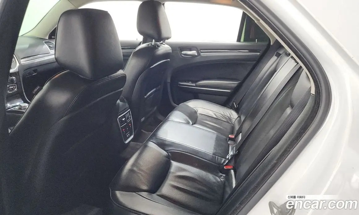 Chrysler 300C 2017 3.6 автомат (гидро), фото 19