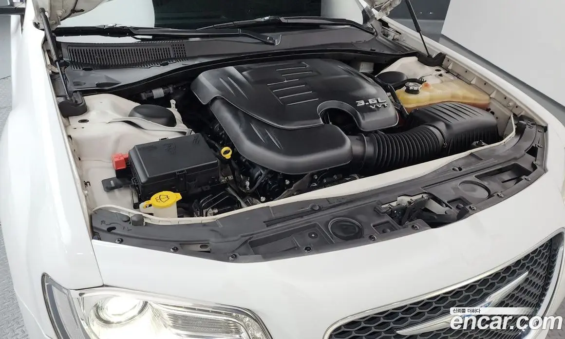 Chrysler 300C 2017 3.6 автомат (гидро), фото 6