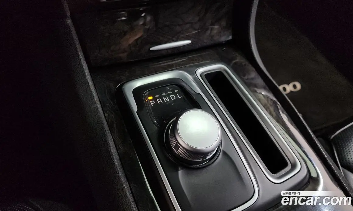 Chrysler 300C 2017 3.6 автомат (гидро), фото 9