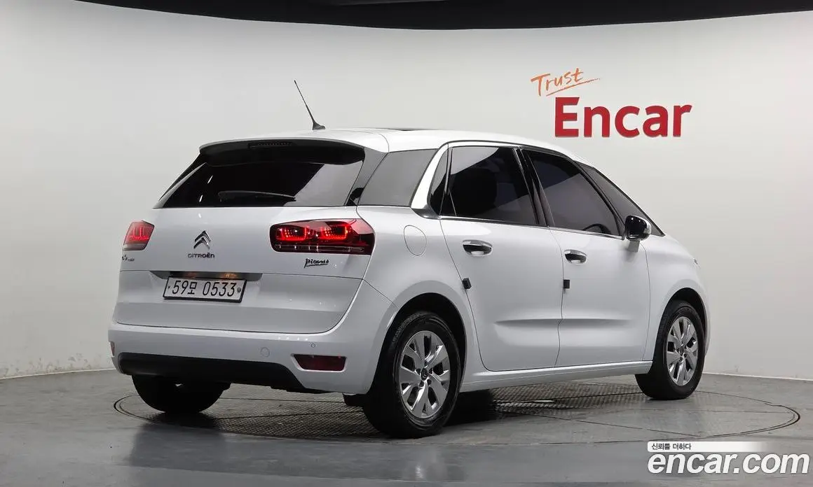 Citroen C4 Picasso 2016 1.6 автомат (гидро), фото 2 Citroen C4 Picasso 2016 1.6 автомат (гидро), фото 2
