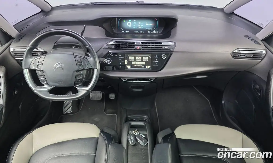 Citroen C4 Picasso 2016 1.6 автомат (гидро), фото 7 Citroen C4 Picasso 2016 1.6 автомат (гидро), фото 7