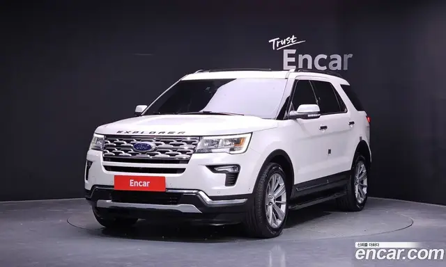 Ford Explorer 2018 2.3 автомат (гидро), миниатюра 1 Ford Explorer 2018 2.3 автомат (гидро), миниатюра 1