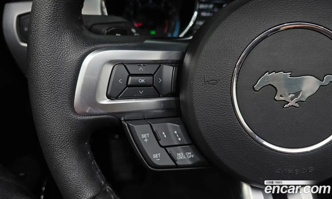 Ford Mustang 2017 5.0 автомат (гидро), фото 17 Ford Mustang 2017 5.0 автомат (гидро), фото 17