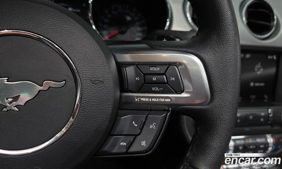 Ford Mustang 2017 5.0 автомат (гидро), фото 18 Ford Mustang 2017 5.0 автомат (гидро), фото 18