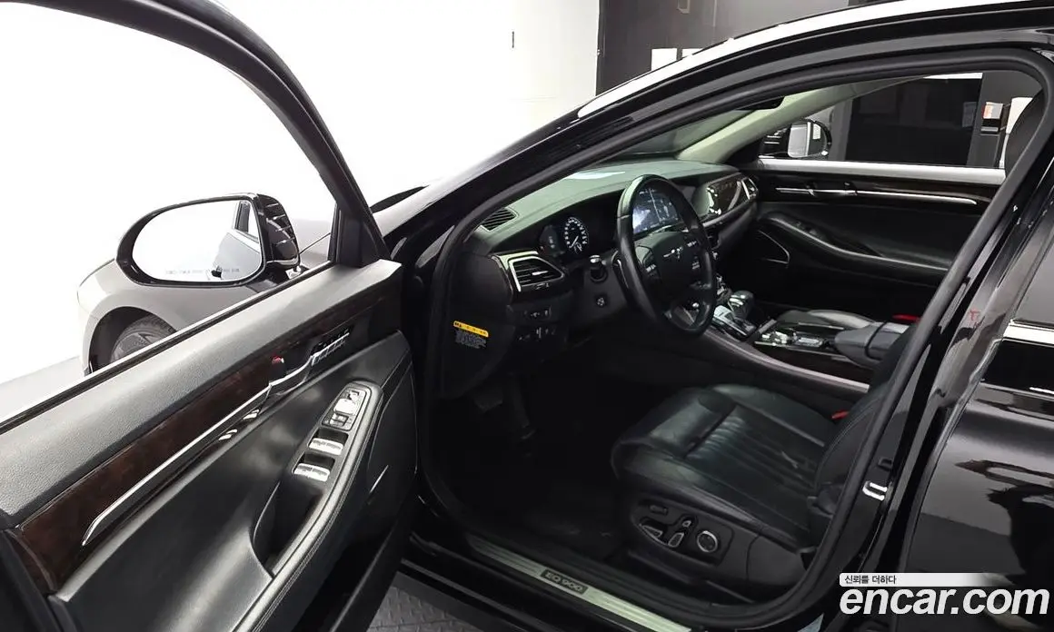 Genesis EQ900 2016 3.8 автомат (гидро), фото 13 Genesis EQ900 2016 3.8 автомат (гидро), фото 13