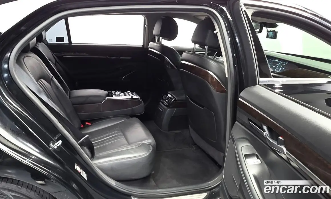 Genesis EQ900 2016 3.8 автомат (гидро), фото 18 Genesis EQ900 2016 3.8 автомат (гидро), фото 18