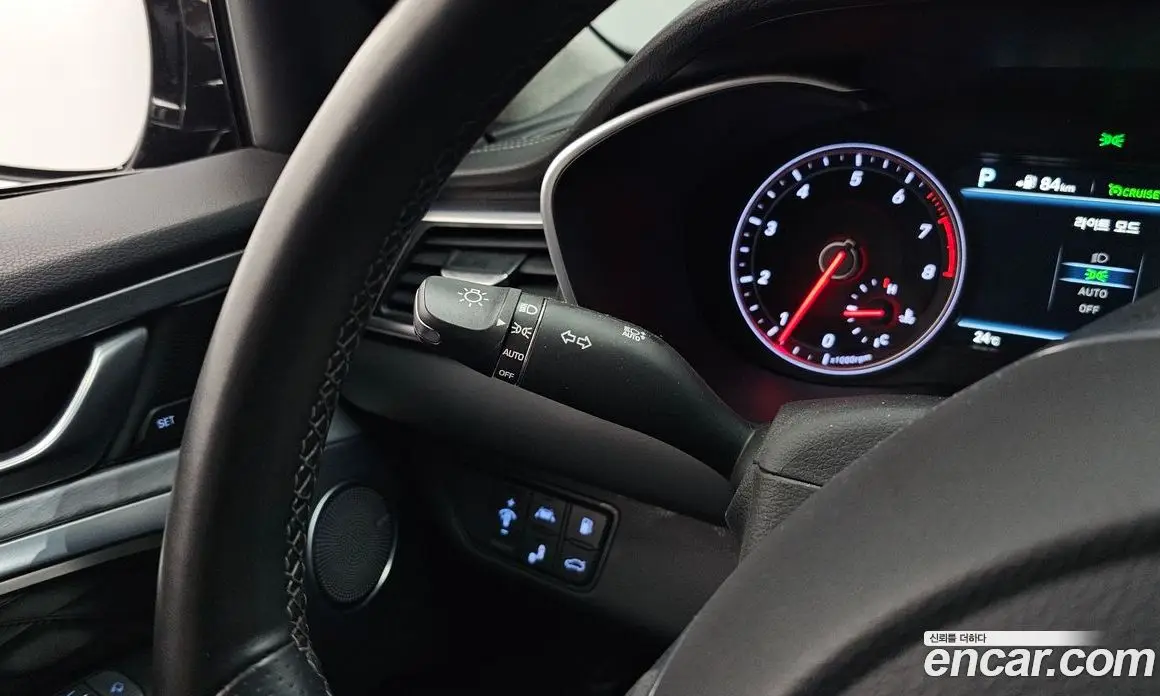 Genesis G70 2018 2.0 автомат (гидро), фото 23