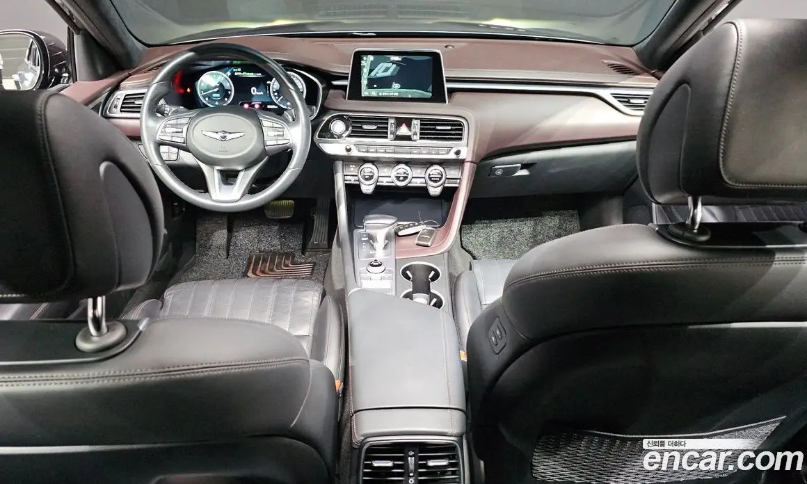 Genesis G70 2019 2.0 автомат (гидро), фото 7 Genesis G70 2019 2.0 автомат (гидро), фото 7