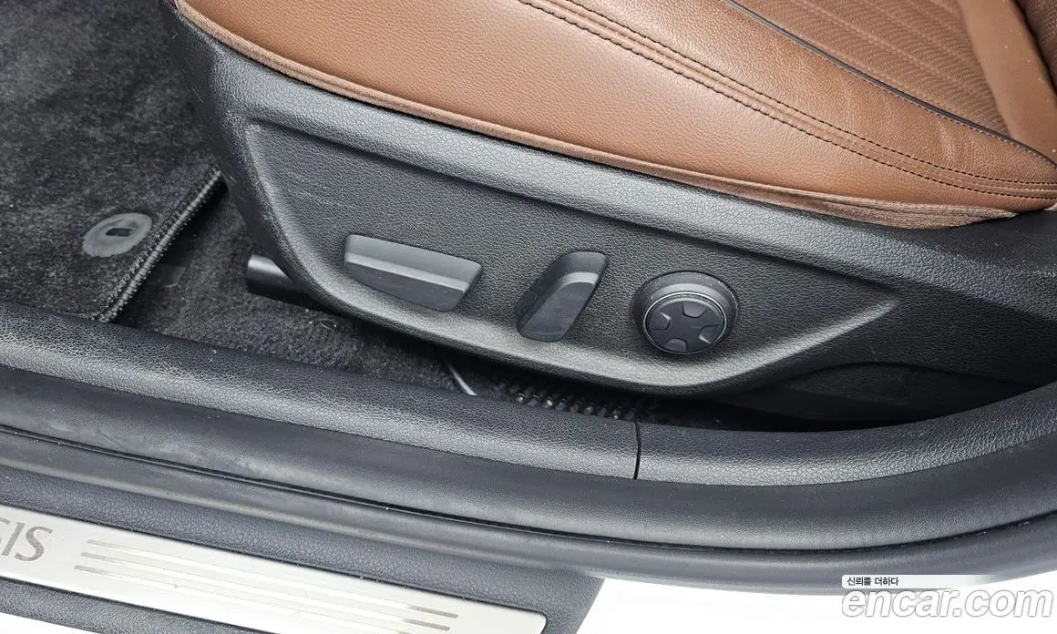 Genesis G70 2020 2.0 автомат (гидро), фото 32 Genesis G70 2020 2.0 автомат (гидро), фото 32