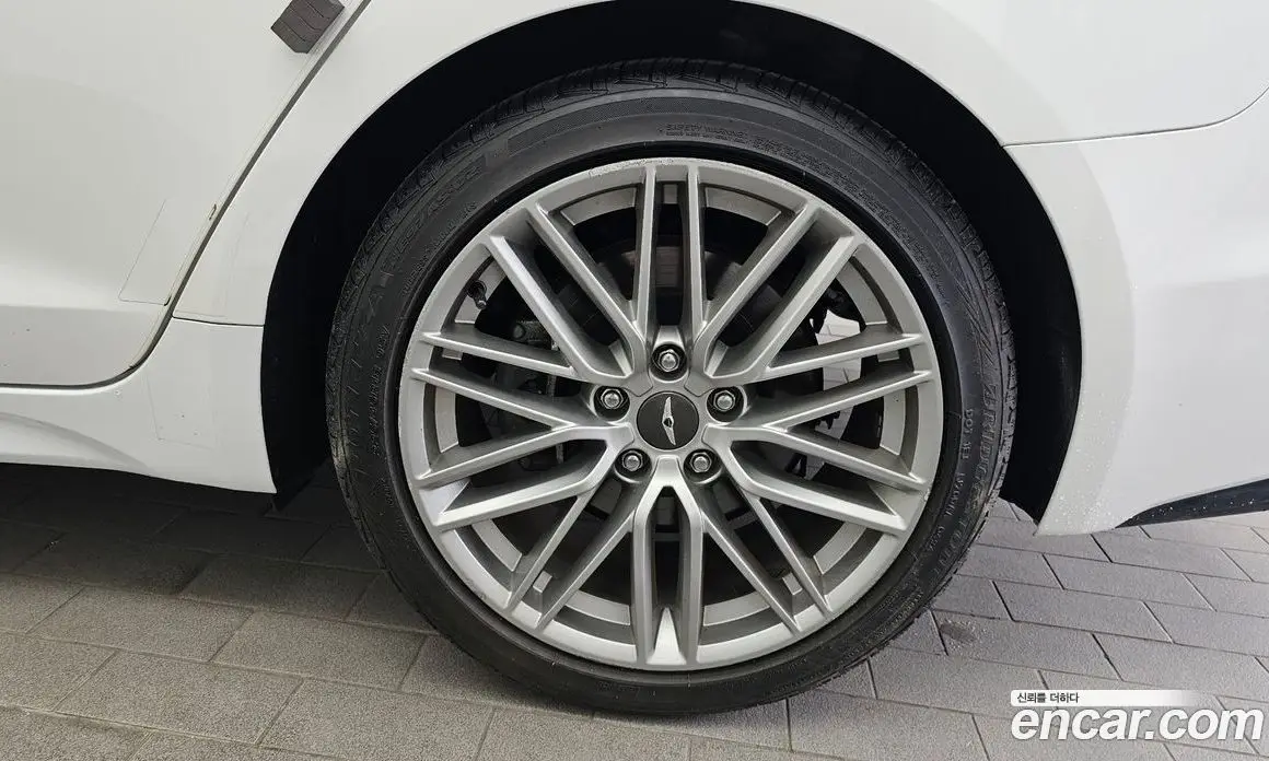 Genesis G70 2020 2.0 автомат (гидро), фото 7 Genesis G70 2020 2.0 автомат (гидро), фото 7