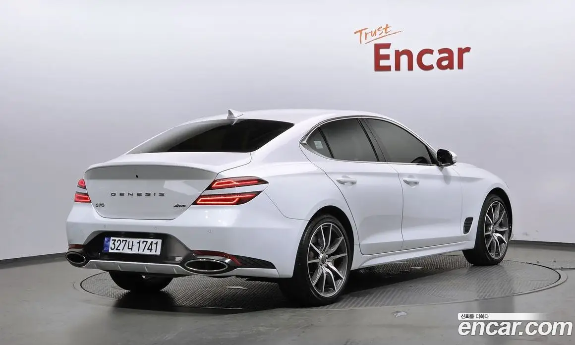 Genesis G70 2023 3.3 автомат (гидро), фото 2 Genesis G70 2023 3.3 автомат (гидро), фото 2