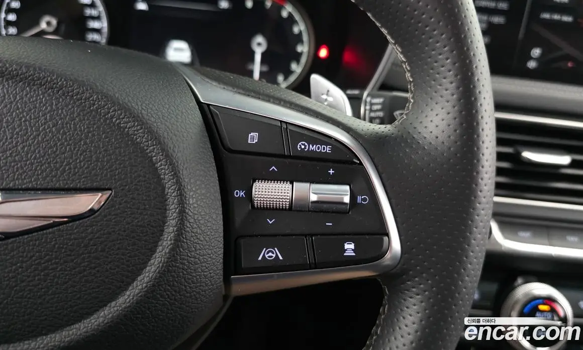 Genesis G70 2023 3.3 автомат (гидро), фото 22 Genesis G70 2023 3.3 автомат (гидро), фото 22