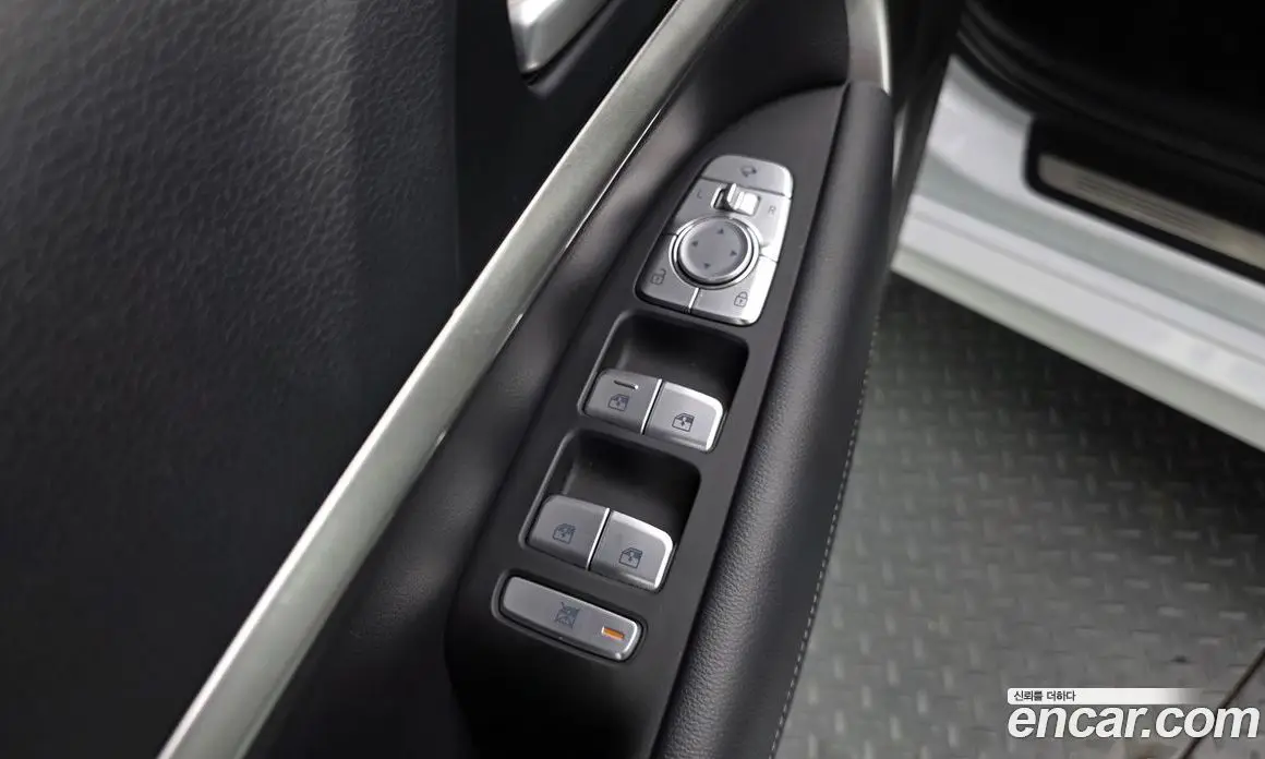 Genesis G70 2023 3.3 автомат (гидро), фото 25 Genesis G70 2023 3.3 автомат (гидро), фото 25