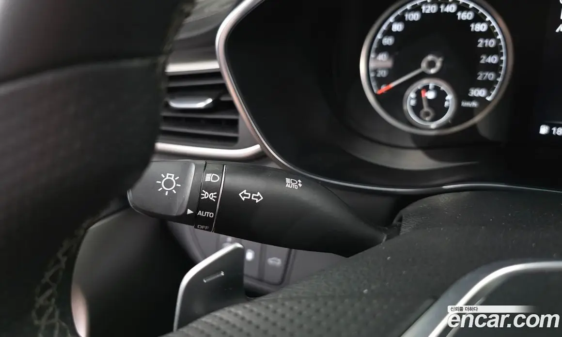 Genesis G70 2023 3.3 автомат (гидро), фото 29 Genesis G70 2023 3.3 автомат (гидро), фото 29