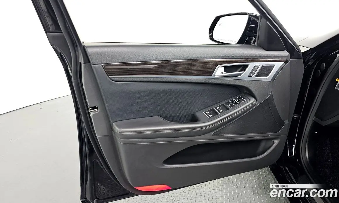 Genesis G80 2020 3.3 автомат (гидро), фото 14 Genesis G80 2020 3.3 автомат (гидро), фото 14
