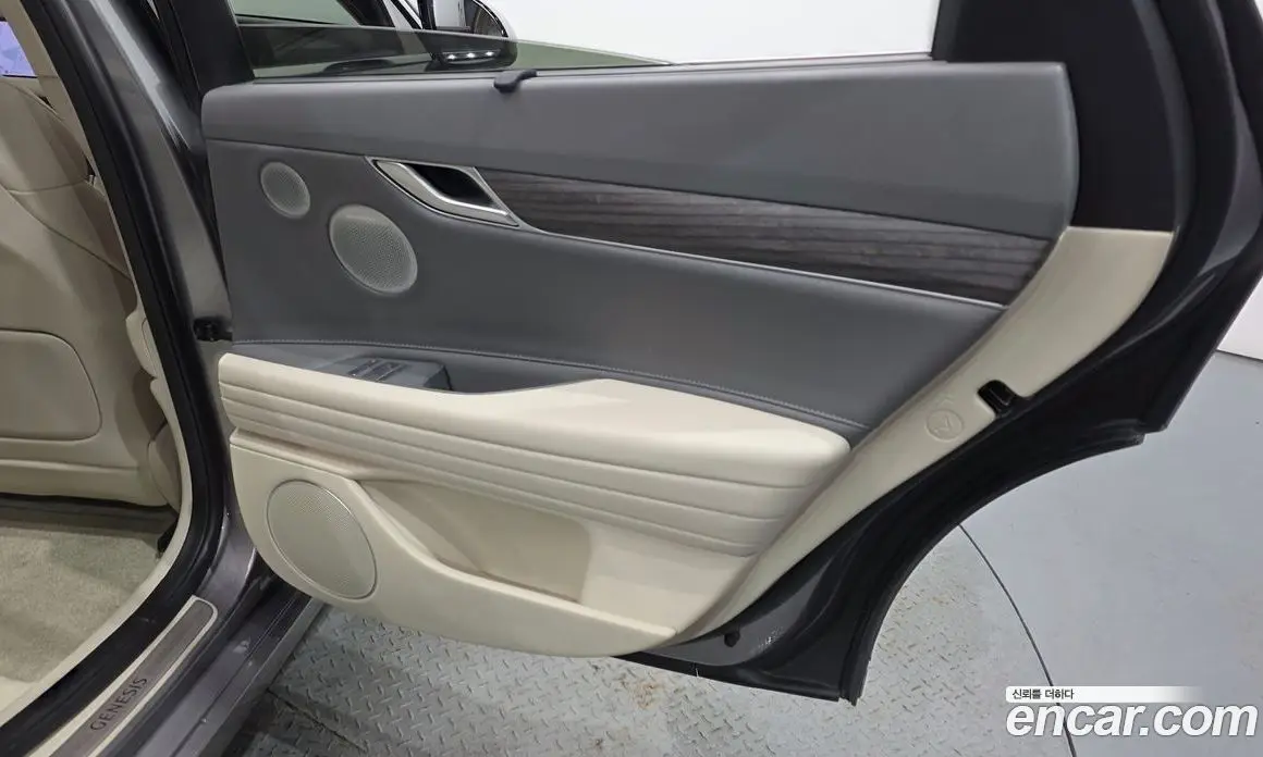 Genesis G80 2025 3.5 автомат (гидро), фото 15 Genesis G80 2025 3.5 автомат (гидро), фото 15