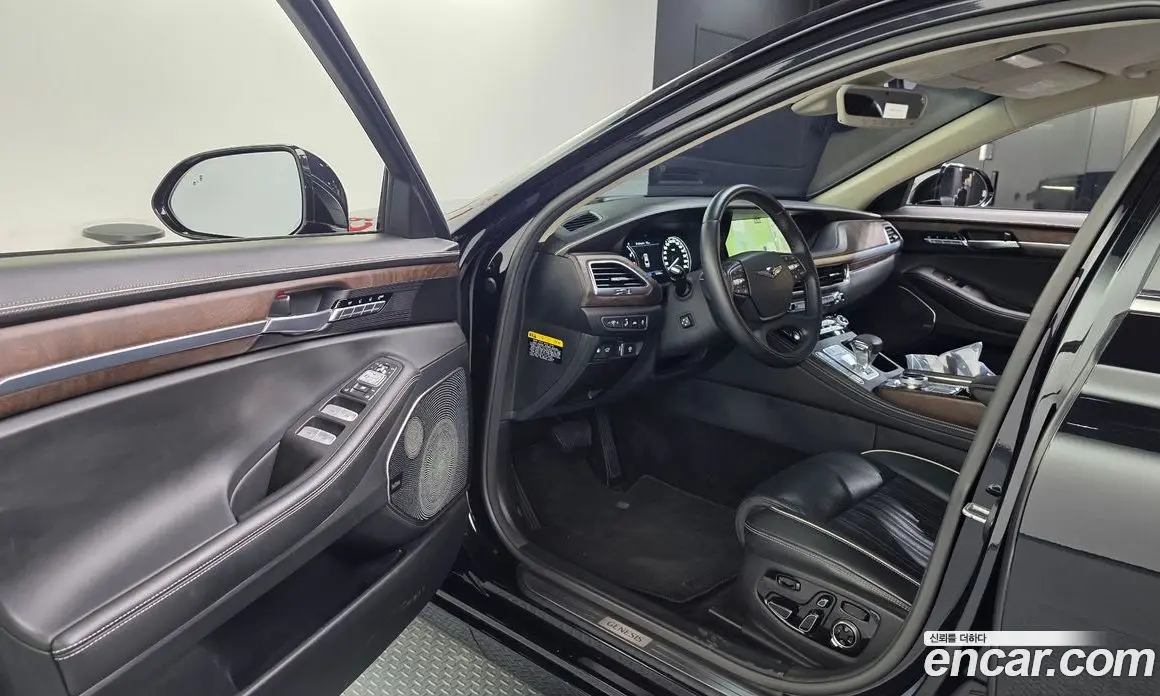 Genesis G90 2021 5.0 автомат (гидро), фото 10 Genesis G90 2021 5.0 автомат (гидро), фото 10