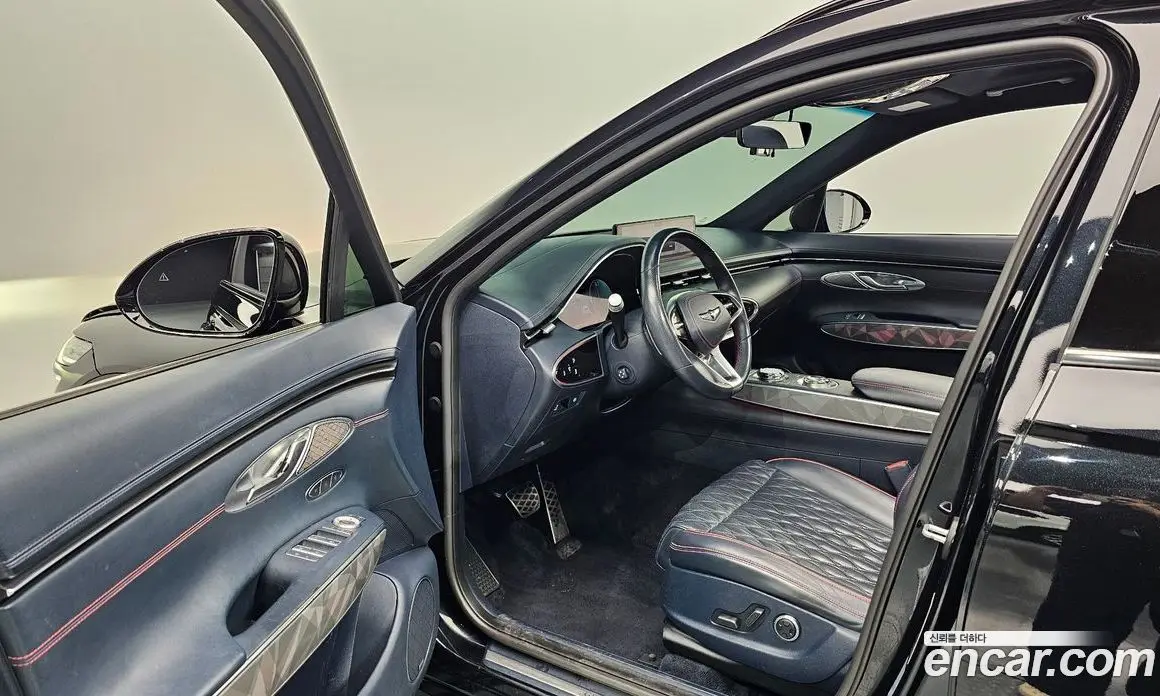 Genesis GV70 2021 2.5 автомат (гидро), фото 13 Genesis GV70 2021 2.5 автомат (гидро), фото 13