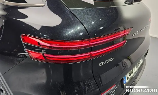 Genesis GV70 2021 2.5 автомат (гидро), миниатюра 9 Genesis GV70 2021 2.5 автомат (гидро), миниатюра 9