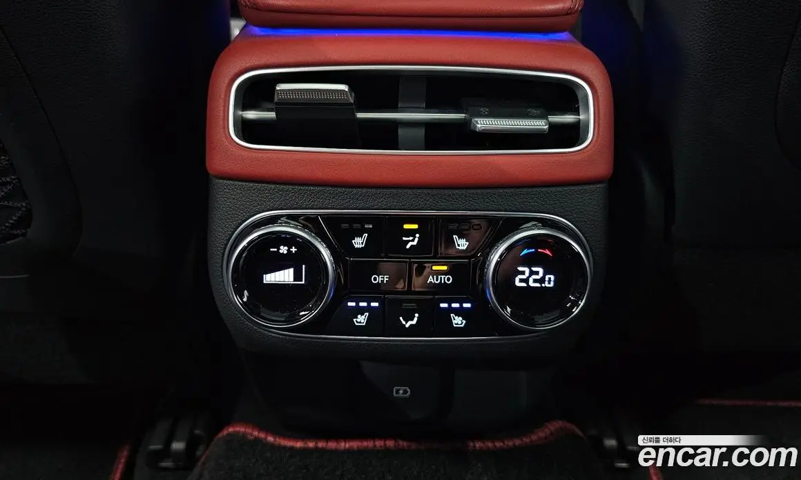 Genesis GV70 2022 2.5 автомат (гидро), фото 33 Genesis GV70 2022 2.5 автомат (гидро), фото 33