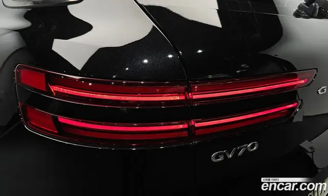 Genesis GV70 2022 2.5 автомат (гидро), миниатюра 9 Genesis GV70 2022 2.5 автомат (гидро), миниатюра 9