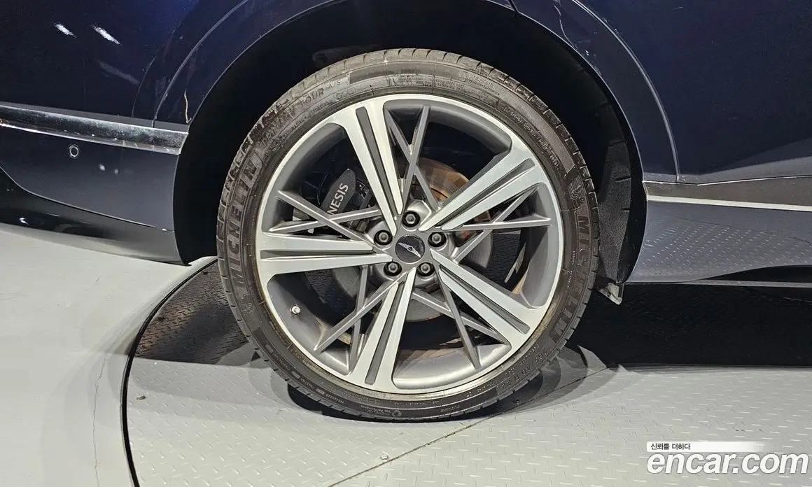 Genesis GV80 2024 2.5 автомат (гидро), фото 5 Genesis GV80 2024 2.5 автомат (гидро), фото 5